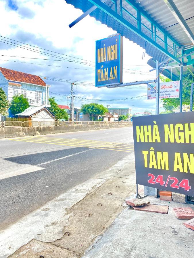 Nha Nghi Tam An Acomodação com café da manhã Nhon Thanh Exterior foto